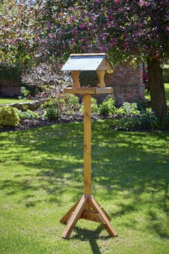 Tom Chambers Bishopdale Bird Table