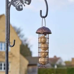 Chapelwood Acorn Suet Ball Feeder 26cm