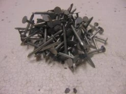 Galvanised Clout Nails 40X2.65MM 25KG