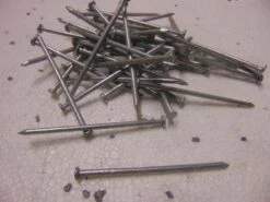 Round Wire Galvanised Nails 90X4MM 25KG -Garden Furniture Sales galv nails 90 100mm 3