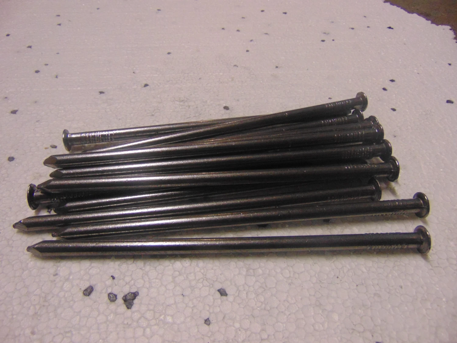 Round Wire Bright Nails 200X8MM 25kg 3 Round Wire Bright Nails 200X8MM 25kg