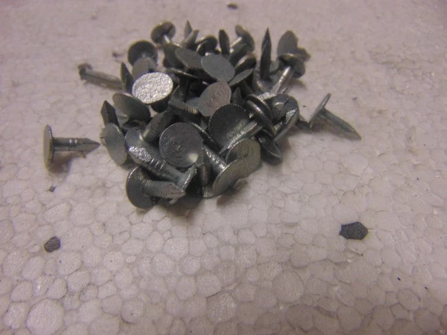 Extra Large Clout Nails Galvanised 40X3MM 25KG 4 Extra Large Clout Nails Galvanised 40X3MM 25KG - Image 2