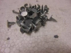 Extra Large Clout Nails Galvanised 13X3MM 25KG